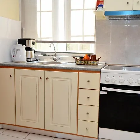 Troumpas Family & Gasthof 3*