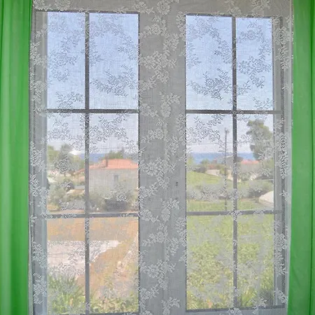 Troumpas Family & Leonídion