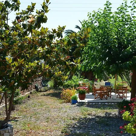 Guest house Troumpas Family & Leonidio