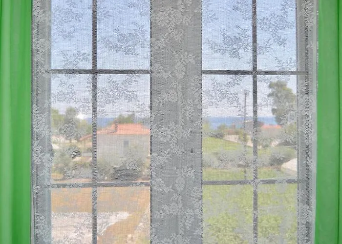 Troumpas Family & Leonídion