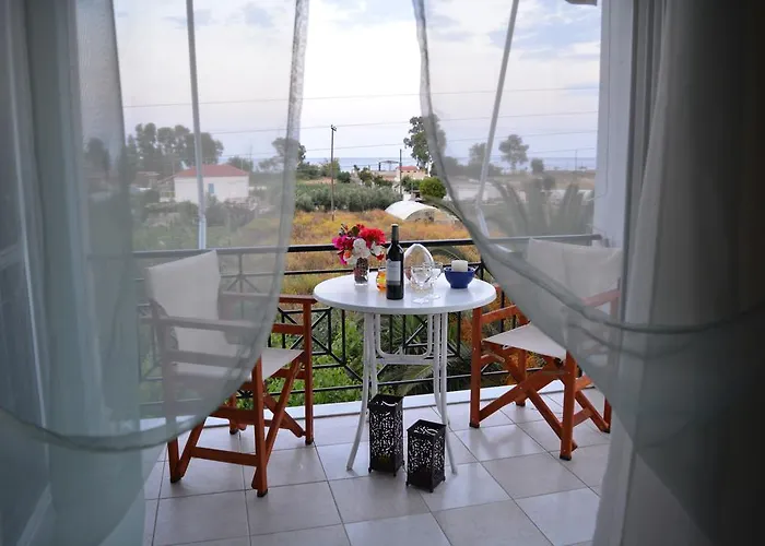 Troumpas Family & 利昂尼迪翁