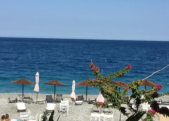 Pensionat Troumpas Family & 3*